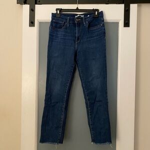 724 LEVIS SKINNY CROPPED JEANS